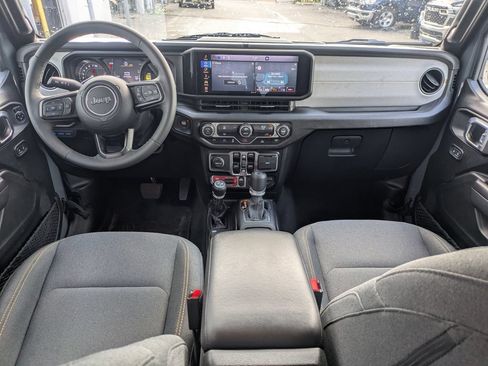 Used 2025 Jeep Wrangler Unlimited Sport S 4xe AWD/4WD image 16