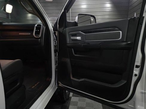 Used 2019 RAM 2500 Big Horn image 34