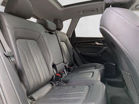 Used 2018 Audi Q5 2.0T Premium Plus w/ Premium Plus Package image 22