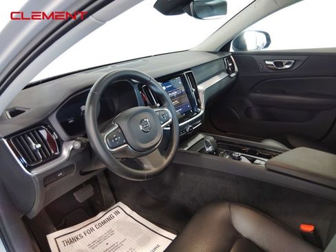 Used 2025 Volvo S60 B5 Core image 25