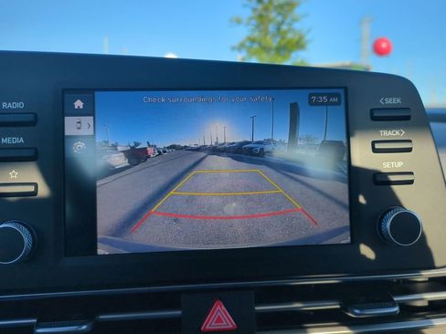 New 2026 Hyundai Elantra SE image 25