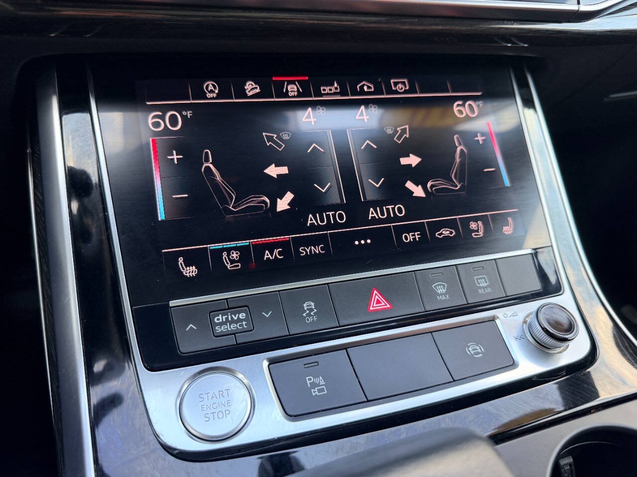 Used 2019 Audi Q8 Premium Plus w/ Premium Plus AWD/4WD image 53