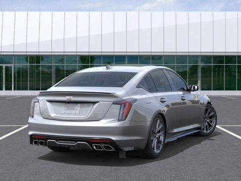 New 2026 Cadillac CT5 V image 4