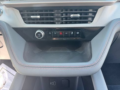 New 2026 Ford Explorer Active w/ Active Comfort Package RWD image 23