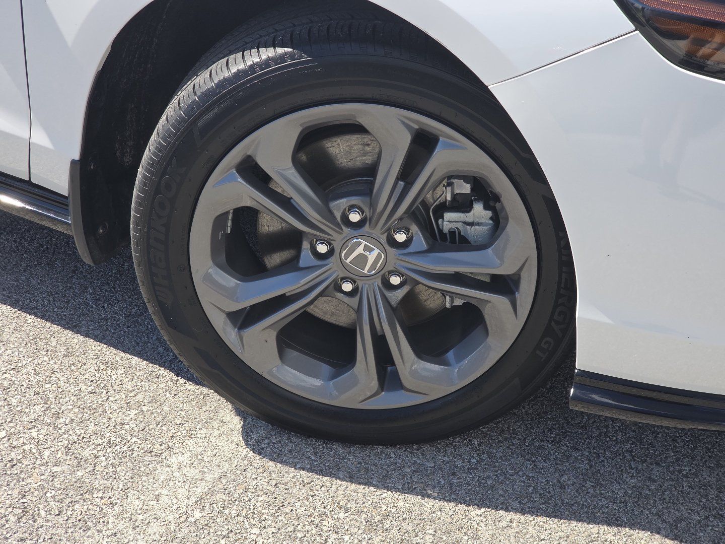 Certified 2024 Honda Accord EX-L image 10