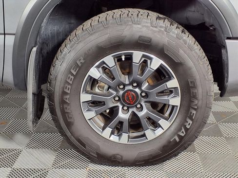 Used 2024 Nissan Titan PRO-4X w/ Pro-4x Convenience Package image 34