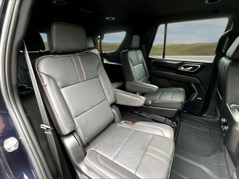 Used 2022 Chevrolet Tahoe RST w/ Sport Performance Package AWD/4WD image 16