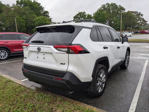 Used 2025 Toyota RAV4 XLE Premium image 18