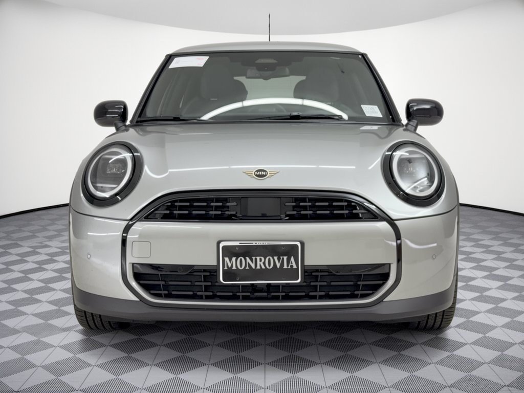 Used 2026 MINI Cooper 2-Door Hardtop FWD image 6