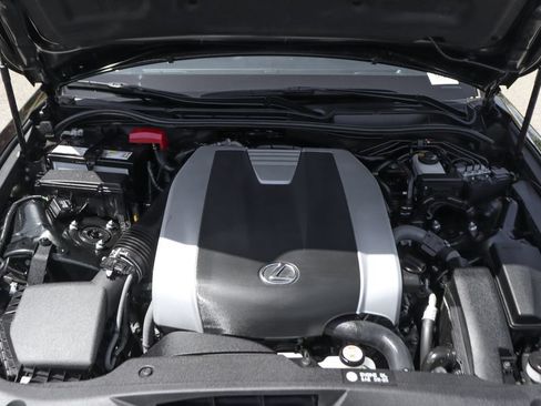 Used 2024 Lexus IS 350 F Sport RWD image 10