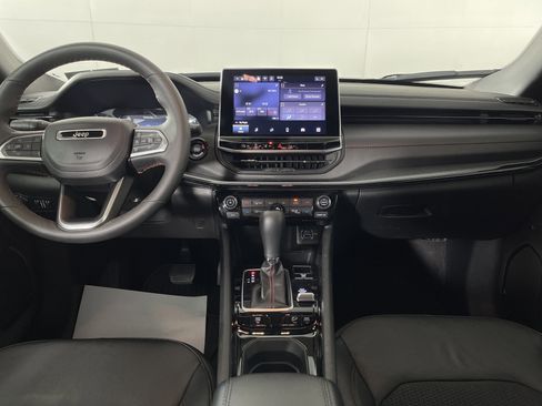 Used 2024 Jeep Compass Trailhawk w/ Trailhawk Convenience Group image 15