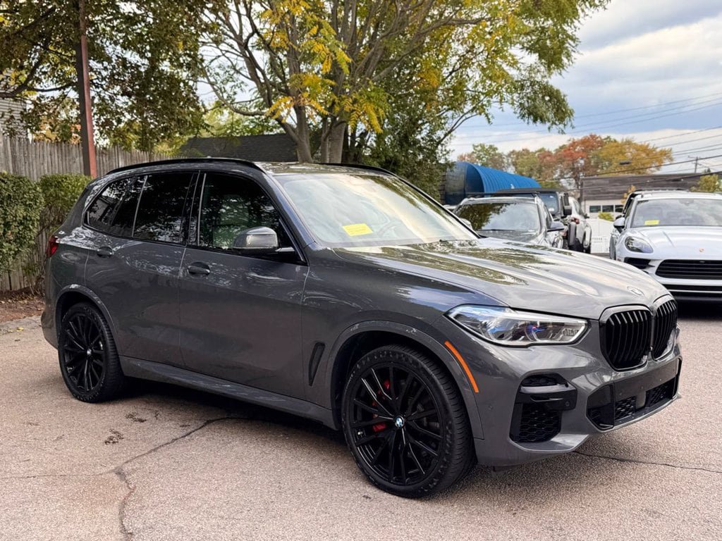 Used 2022 BMW X5 M50i w/ Executive Package AWD/4WD image 8