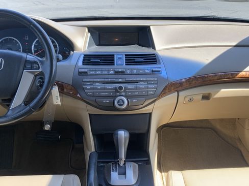 Used 2010 Honda Accord EX-L image 31