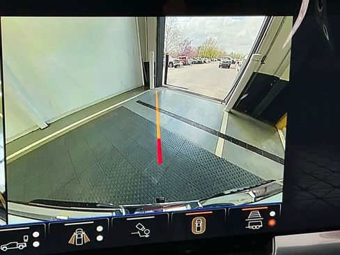 Used 2026 GMC Sierra 1500 SLT image 35