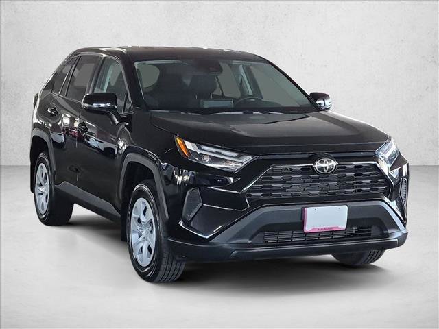 Used 2025 Toyota RAV4 LE FWD image 3