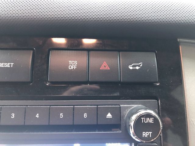 Used 2014 Ford Expedition Limited w/ Equipment Group 301A AWD/4WD image 27