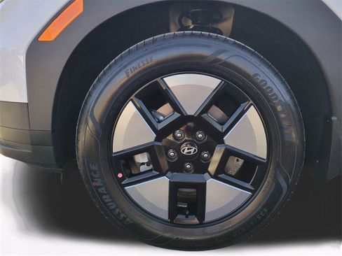 New 2026 Hyundai Santa Fe SE image 11