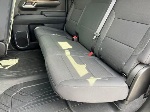 Used 2024 Chevrolet Silverado 1500 LT w/ Convenience Package II AWD/4WD image 14