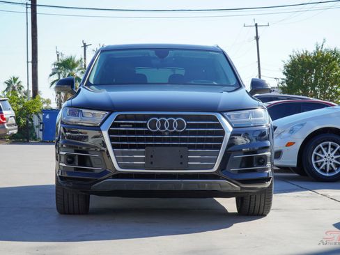 Used 2019 Audi Q7 3.0T Prestige w/ Prestige Package image 2