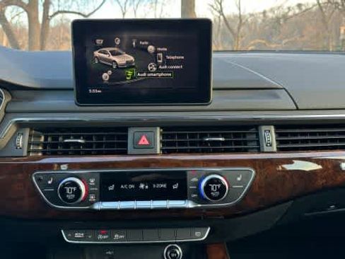 Used 2019 Audi A4 2.0T Premium w/ Convenience Package image 12