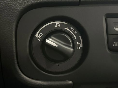 Used 2026 Nissan Frontier PRO-4X w/ Pro-4x Convenience Package AWD/4WD image 26