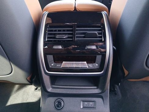 New 2026 BMW X7 xDrive40i AWD/4WD image 15