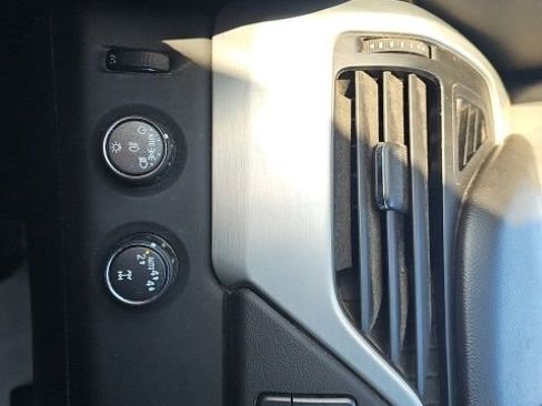 Used 2019 GMC Yukon XL SLE image 44