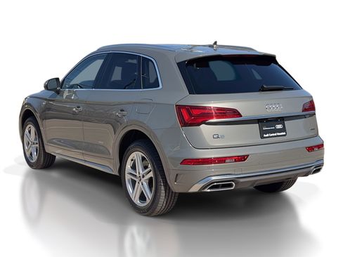 Used 2023 Audi Q5 e Premium image 3