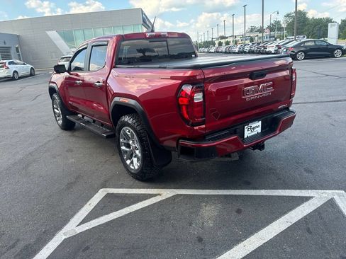 Used 2024 GMC Canyon AT4 w/ Technology Package AWD/4WD image 6