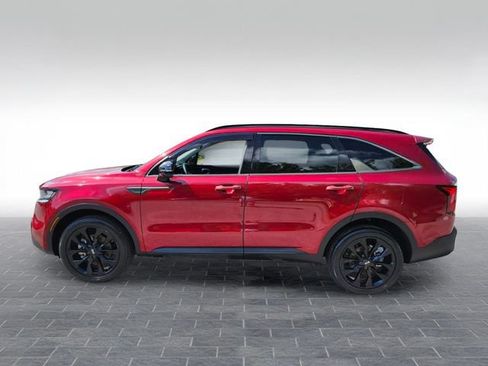 Used 2021 Kia Sorento S AWD/4WD image 4