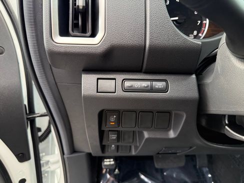 New 2026 Nissan Frontier SV w/ All-Weather Content Package AWD/4WD image 7