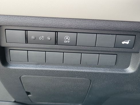 New 2026 Mitsubishi Outlander SE FWD image 25