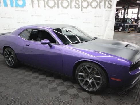 Used 2018 Dodge Challenger T/A w/ Quick Order Package 22P T/A image 9
