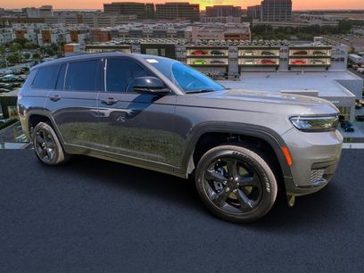 New 2025 Jeep Grand Cherokee L Laredo