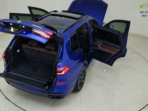Used 2025 BMW X7 M60i image 95