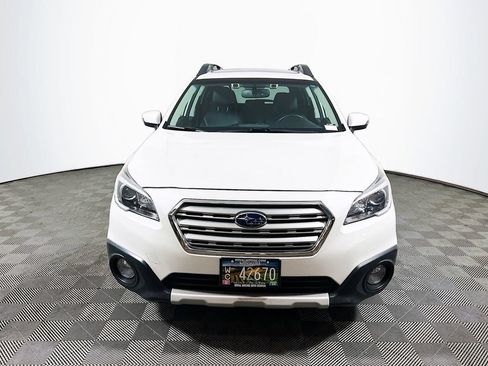Used 2016 Subaru Outback 2.5i Limited AWD/4WD image 2