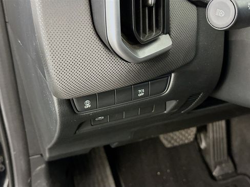 Used 2025 MAZDA CX-50 AWD 2.5 S w/ Preferred Package image 17