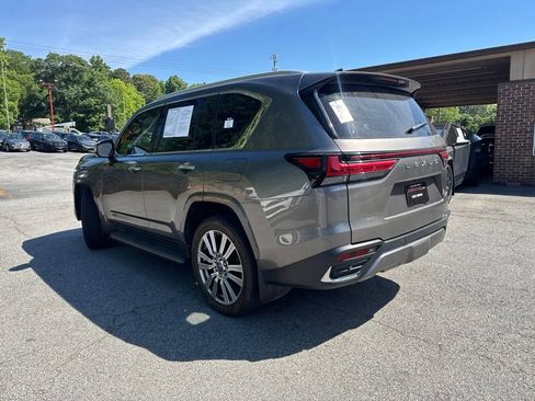 Used 2024 Lexus LX 600 4WD w/ Ultra Luxury Package image 2
