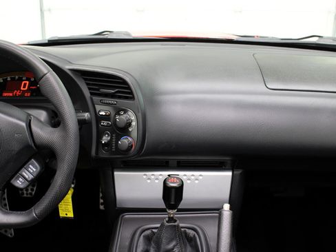 Used 2004 Honda S2000 image 56