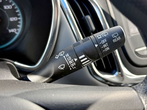 Certified 2022 Chevrolet Equinox LS image 26