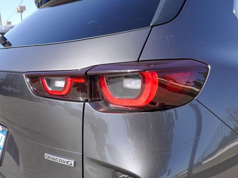 Used 2025 MAZDA CX-50 AWD 2.5 S w/ Premium Package image 5