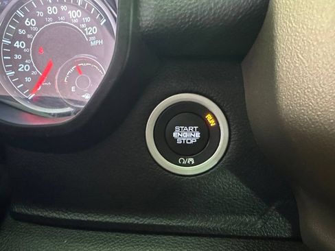 Used 2019 RAM 1500 Laramie w/ Sport Appearance Package AWD/4WD image 30