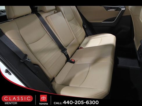 Used 2025 Toyota RAV4 Limited image 20