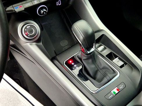 Used 2024 Alfa Romeo Tonale Ti AWD/4WD image 17