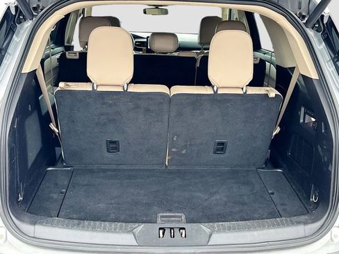 Used 2020 Ford Explorer Limited image 26