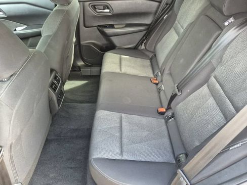 Certified 2025 Nissan Rogue SV AWD/4WD image 22