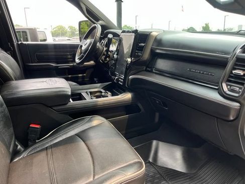 Used 2023 RAM 2500 Limited AWD/4WD image 44