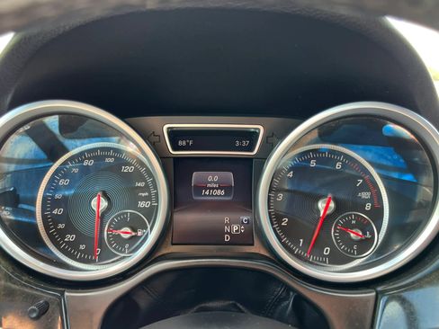 Used 2017 Mercedes-Benz GLE 350 4MATIC w/ Premium 2 Package image 24