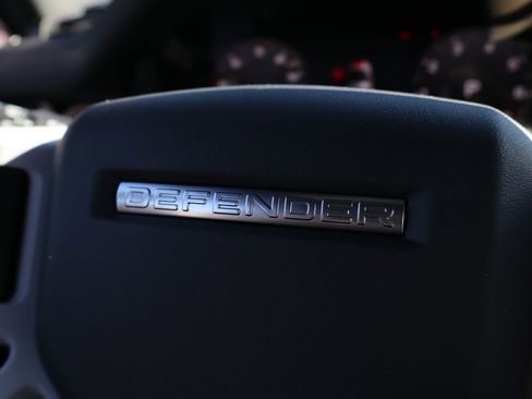 Used 2023 Land Rover Defender 90 X-Dynamic SE image 30