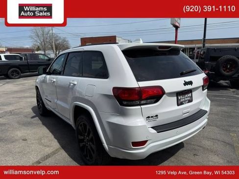 Used 2019 Jeep Grand Cherokee Altitude AWD/4WD image 5